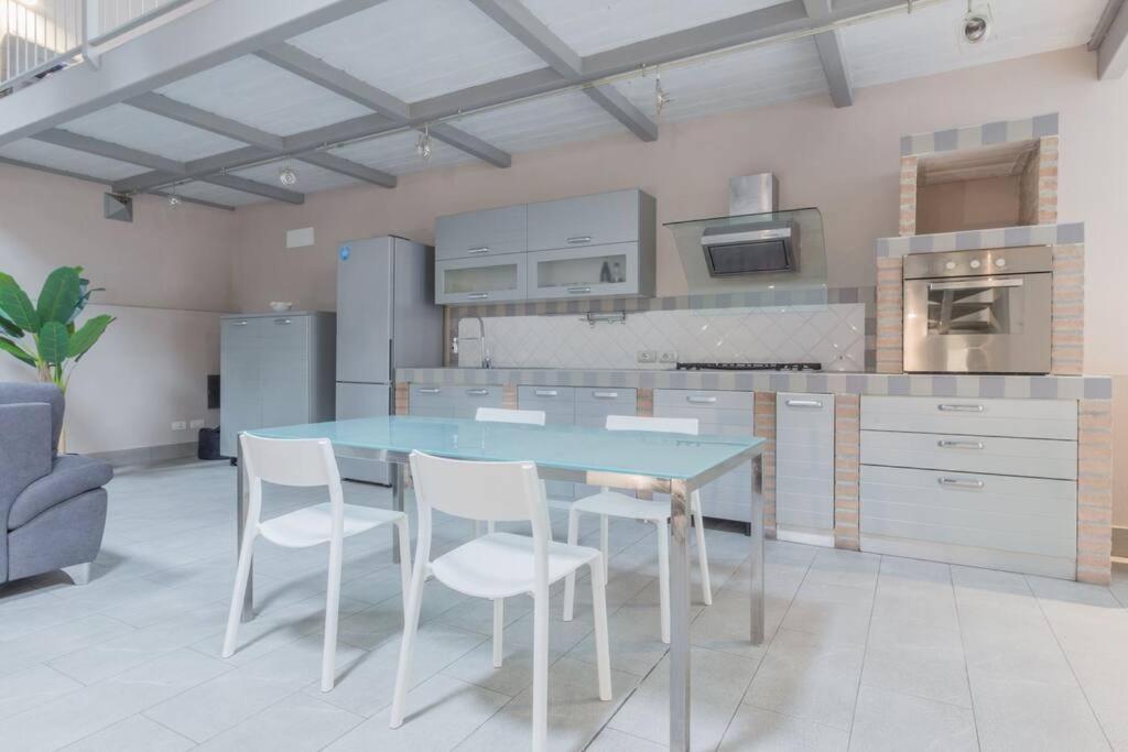 San Bartolomeo Loft Guest House ピアチェンツァ エクステリア 写真